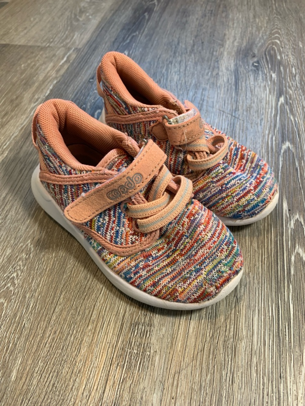 3/$10💕 Coodo Multicolor Knit Toddler Sneakers with Peach Accents